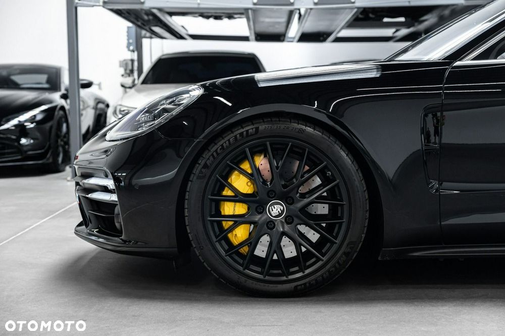 Porsche Panamera Turbo S - 15