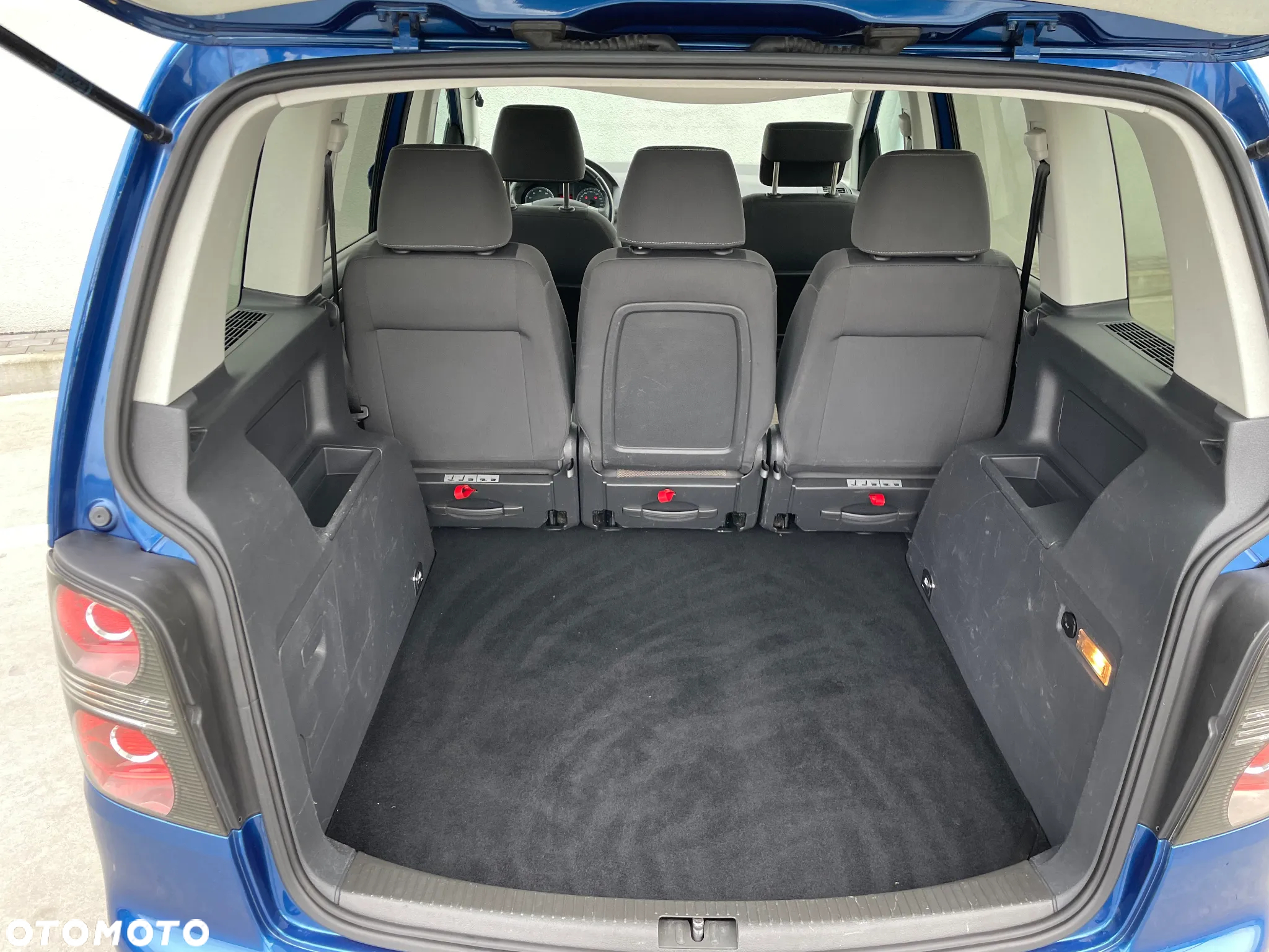 Volkswagen Touran 1.4 TSI Cross - 24