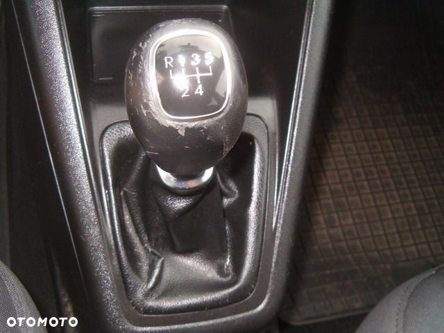 Hyundai ix20 - 17