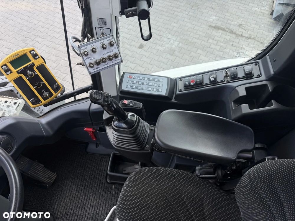 Liebherr L 538+sytem automatycznej niwelacji/Trimble 3D - 21