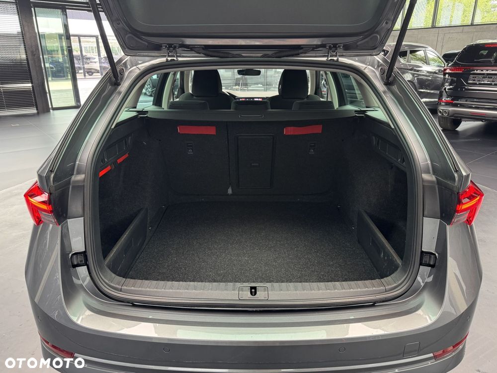 Skoda Octavia 2.0 TDI Ambition DSG - 19
