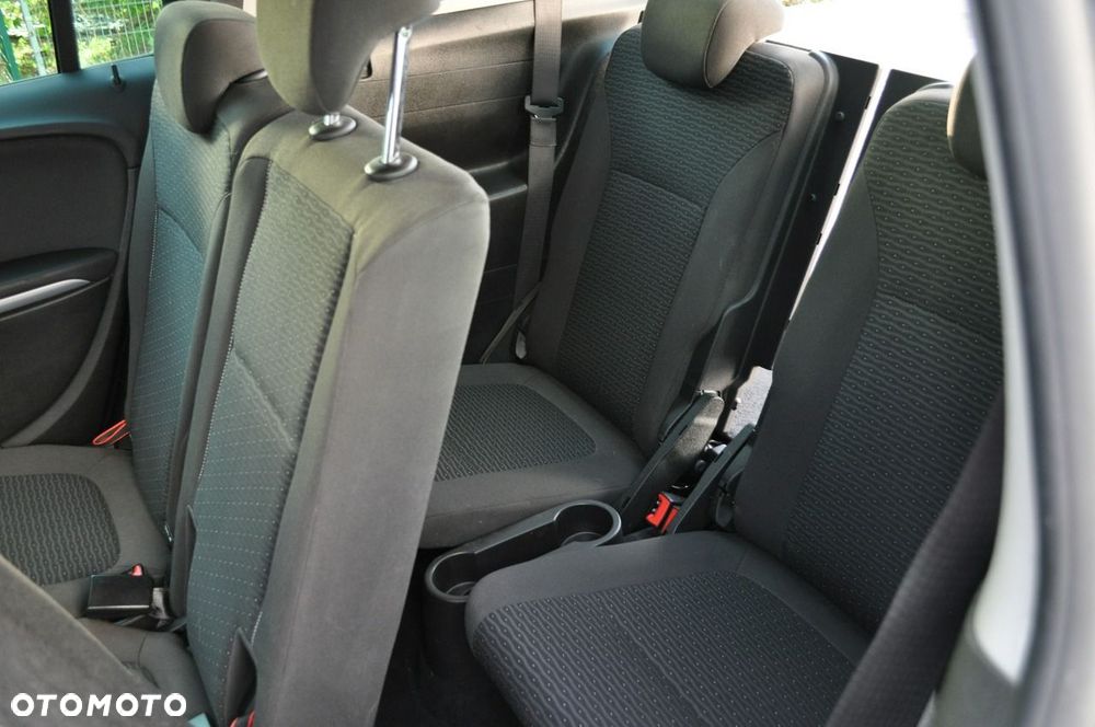 Opel Zafira Tourer 1.4 Turbo drive - 34