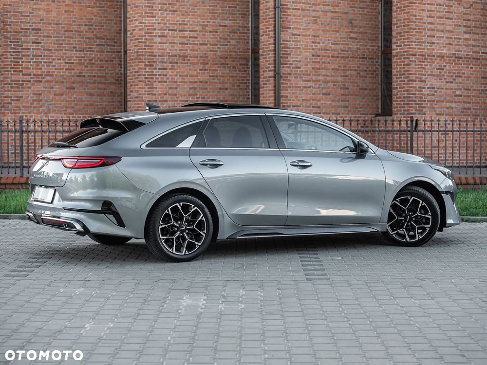 Kia ProCeed 1.5 T-GDI DCT7 OPF GT LINE - 14