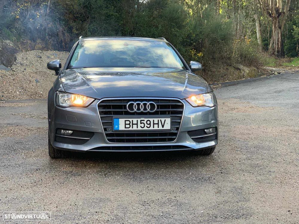 Audi A3 Sportback - 1