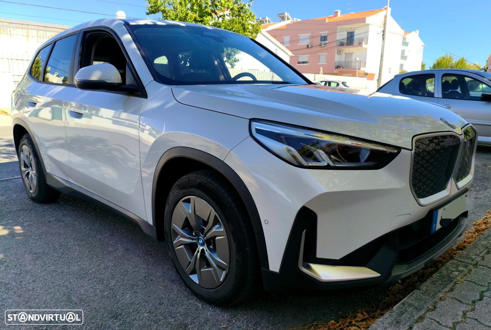 BMW iX1 eDrive20 - 5