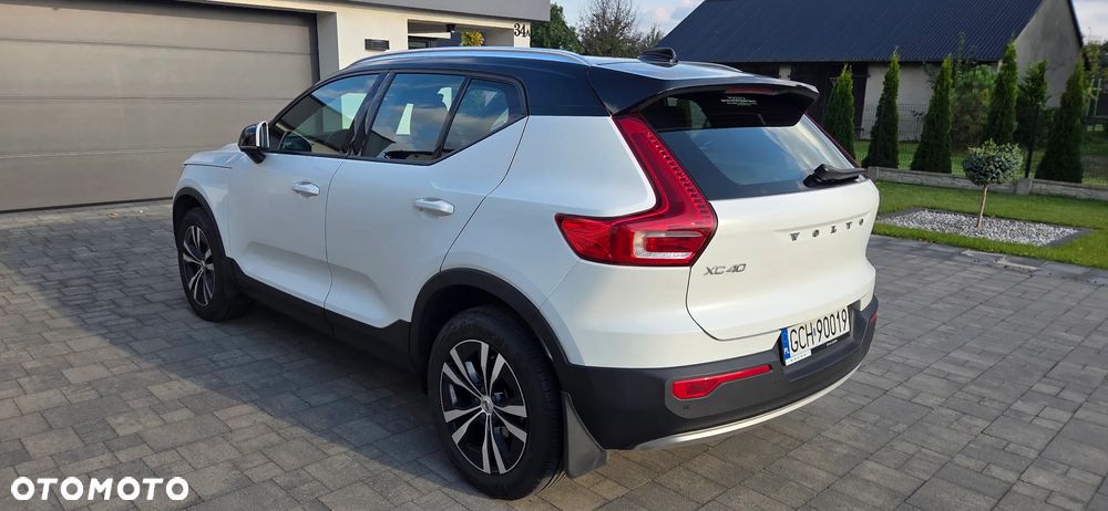 Volvo XC 40 T3 Momentum - 2