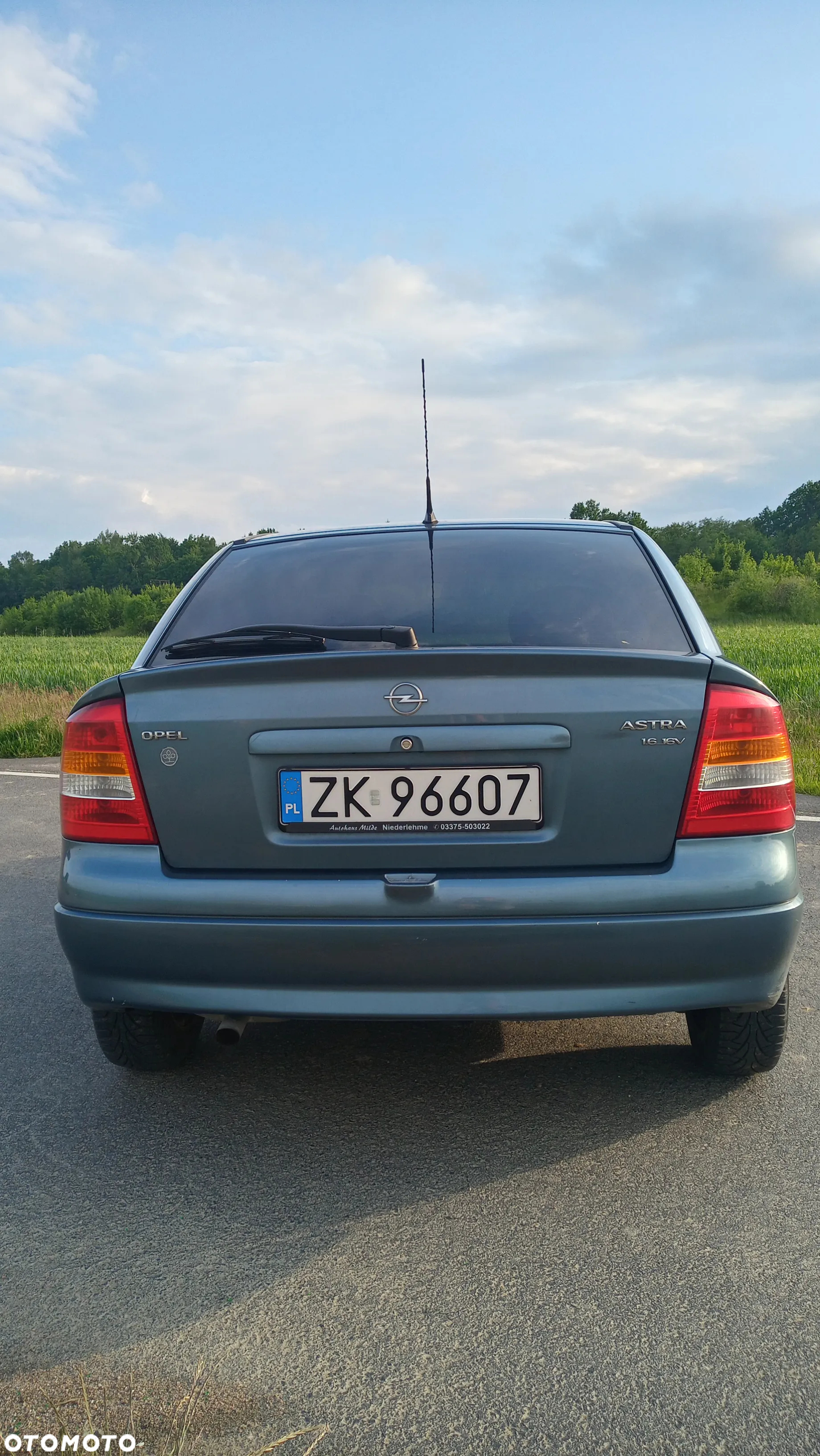 Opel Astra - 2
