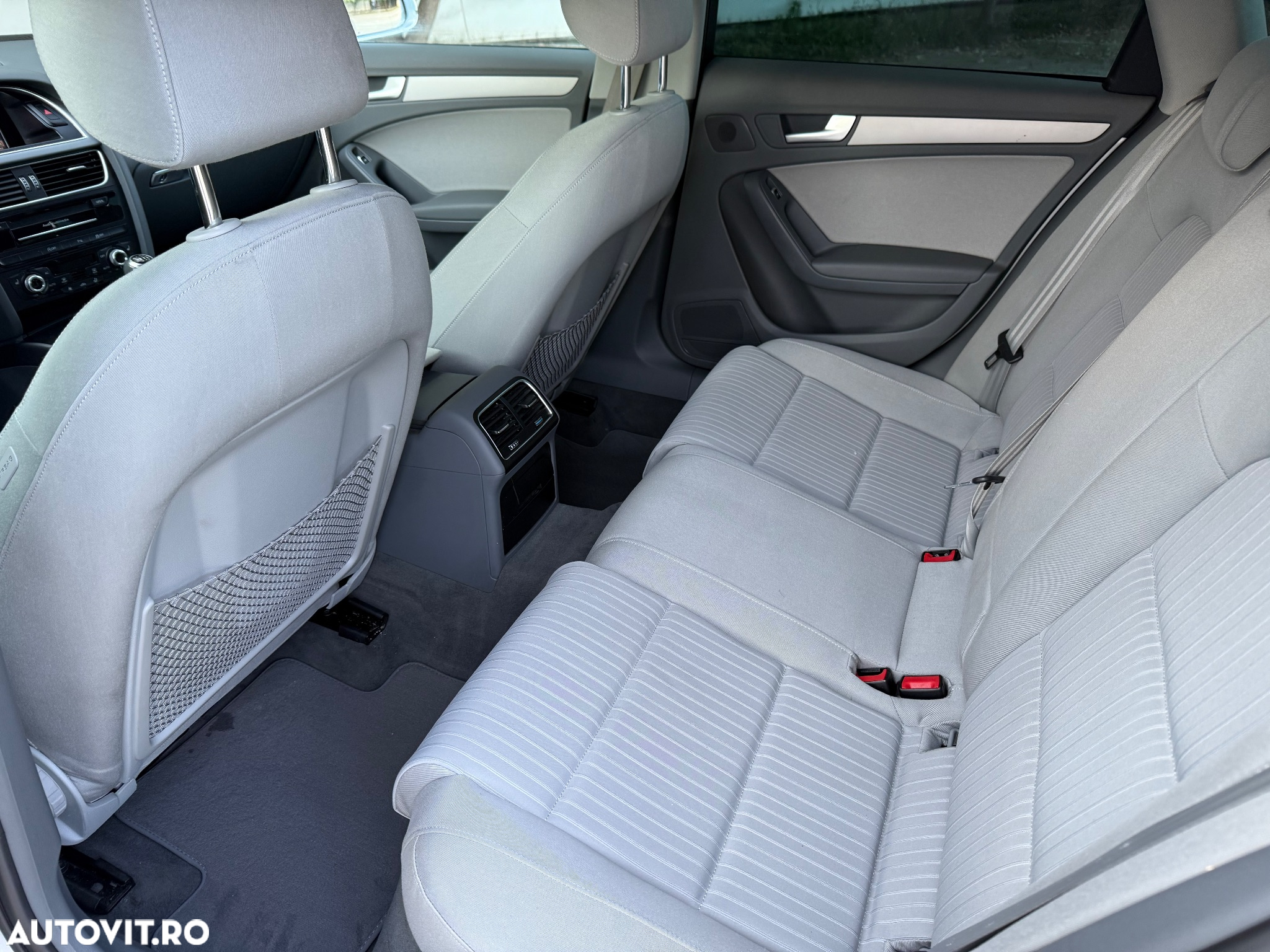 Audi A4 Avant 2.0 TDI DPF Attraction - 11