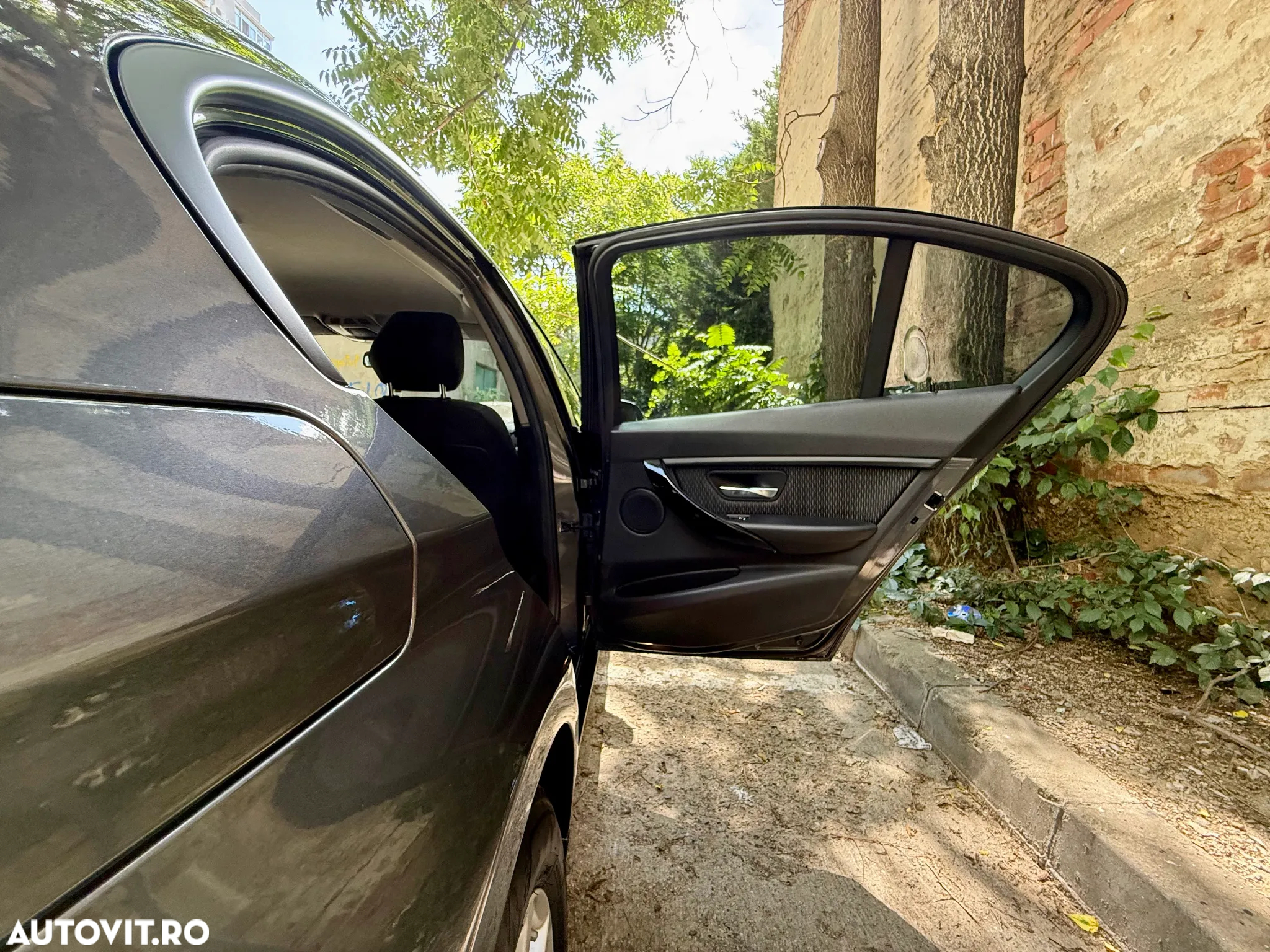 BMW Seria 3 320d Aut. Advantage - 21
