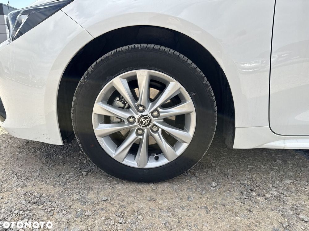Toyota Corolla 1.8 Hybrid Comfort - 13