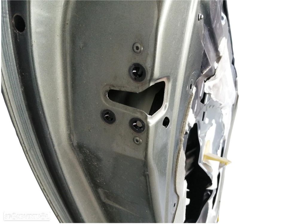 PORTA TRASEIRA ESQUERDA RENAULT CLIO II 2007 - - 4