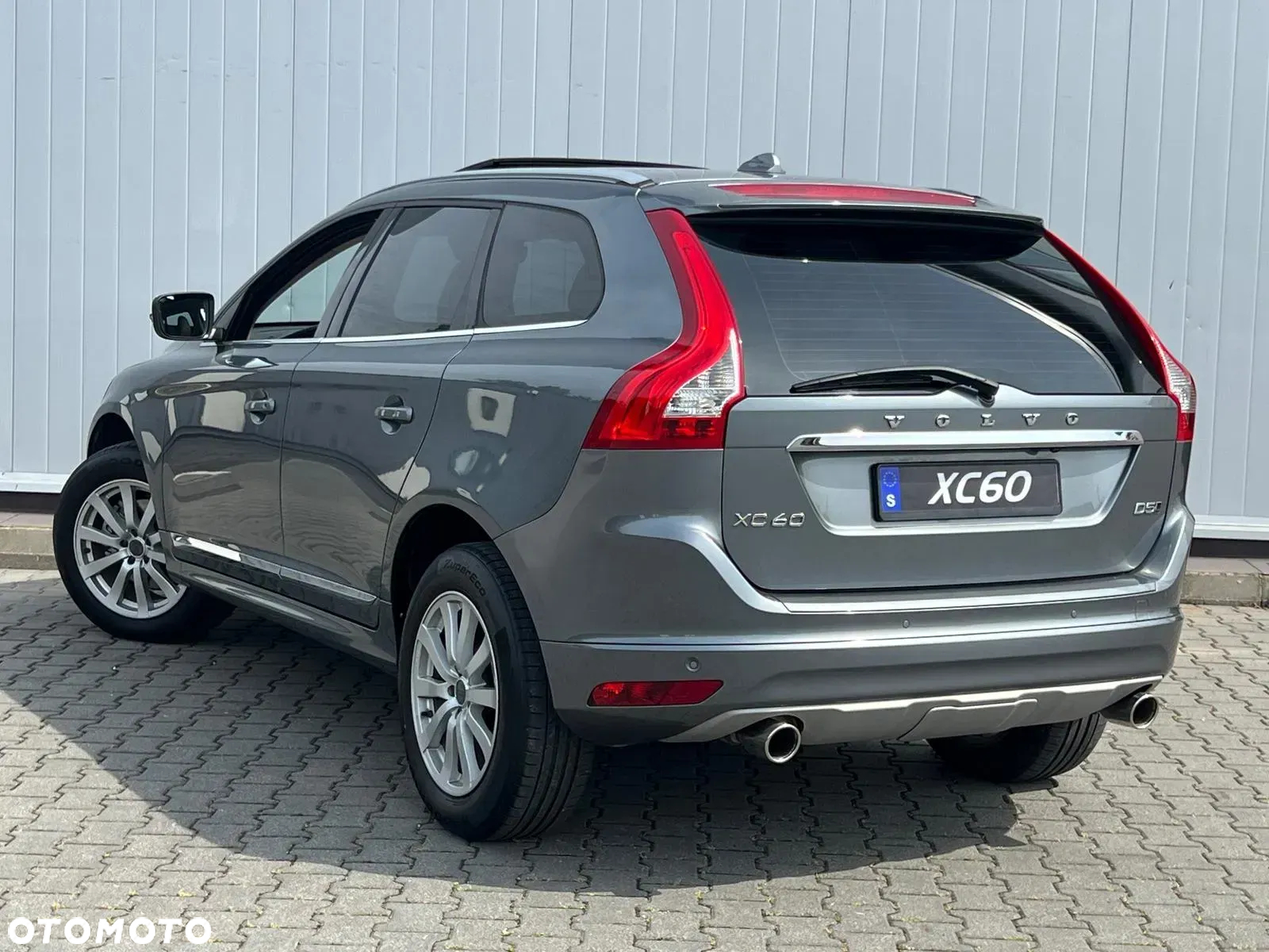Volvo XC 60 2.4D AWD Summum - 21
