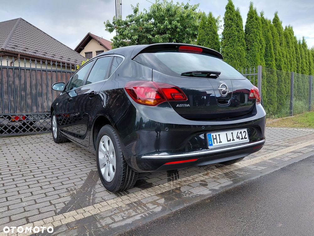 Opel Astra 1.6 Exklusiv - 15