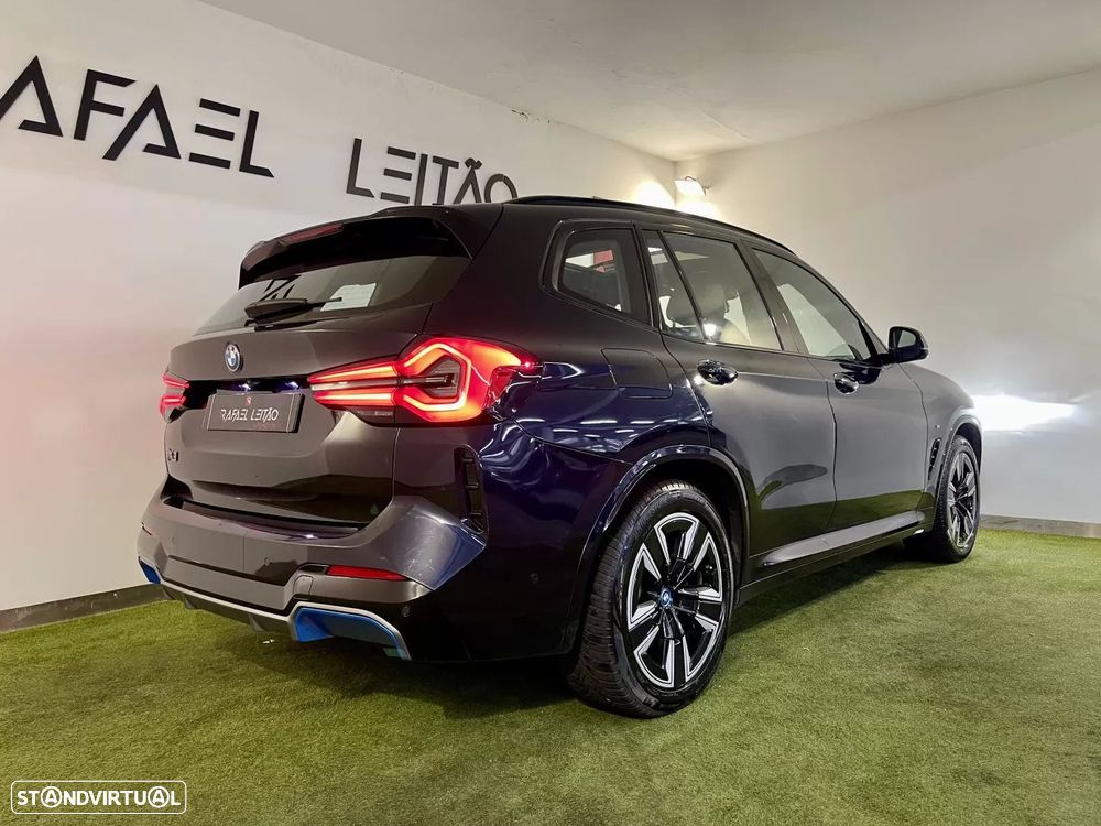 BMW iX3 M Sport Inspiring - 10