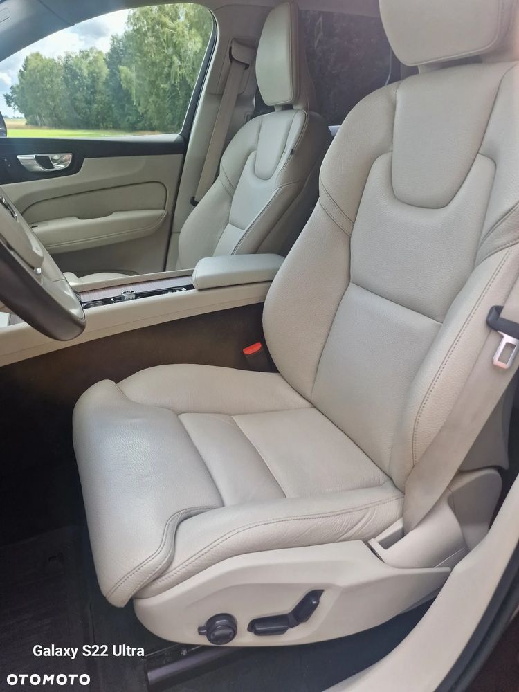 Volvo XC 60 B4 D AWD Inscription - 15