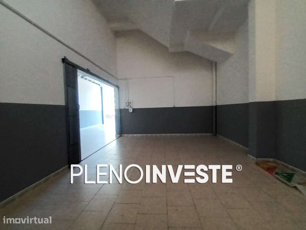 Arrendamento de 3 Espaços Independentes em Corroios - Grande imagem: 5/28