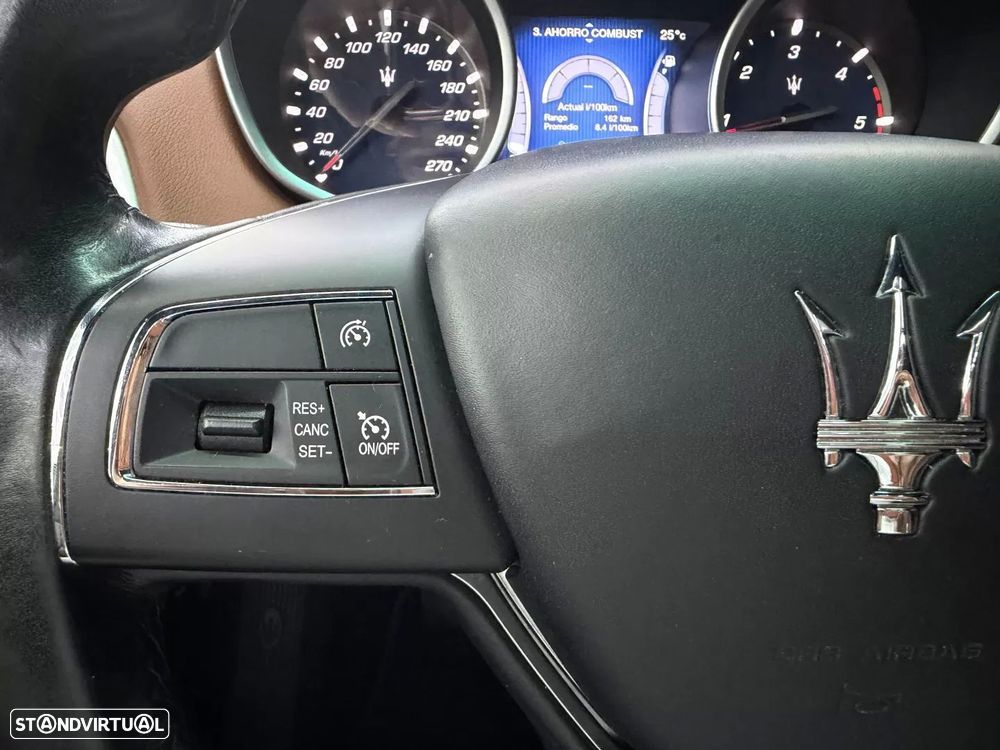 Maserati Ghibli 3.0 V6 GranLusso — fotografia 31