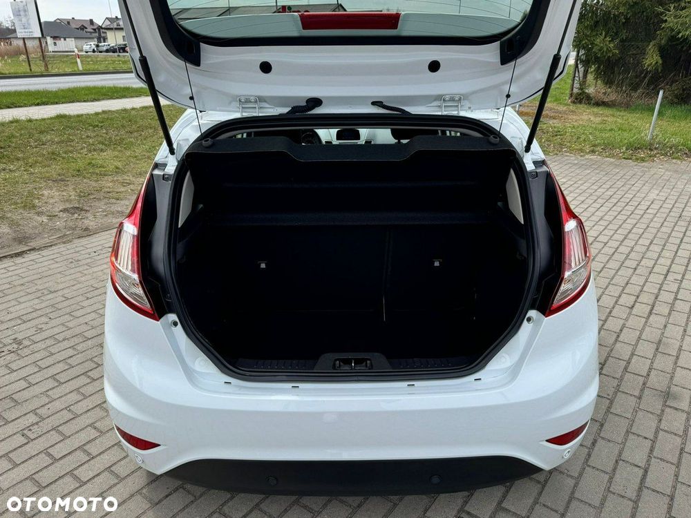 Ford Fiesta 1.0 EcoBoost STart-Stop Titanium - 21