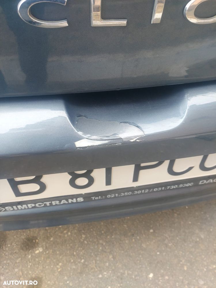 Renault Clio III 1.5dCi Dynamique - 13