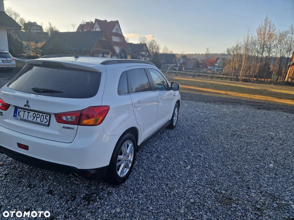 Mitsubishi ASX - 4