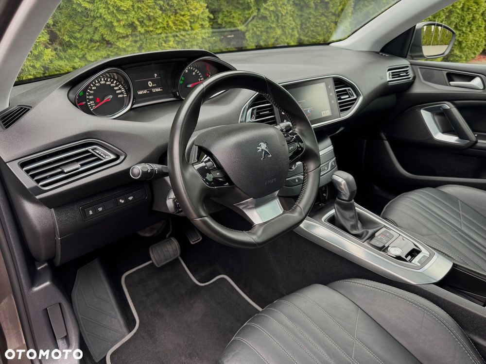 Peugeot 308 BlueHDi 150 EAT6 Stop & Start GT-Line Edition - 22