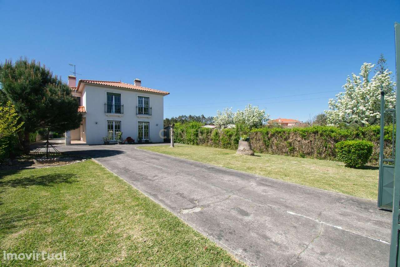 Espetacular Moradia em Vilamar, Cantanhede - 5 Quartos - Grande imagem: 2/39