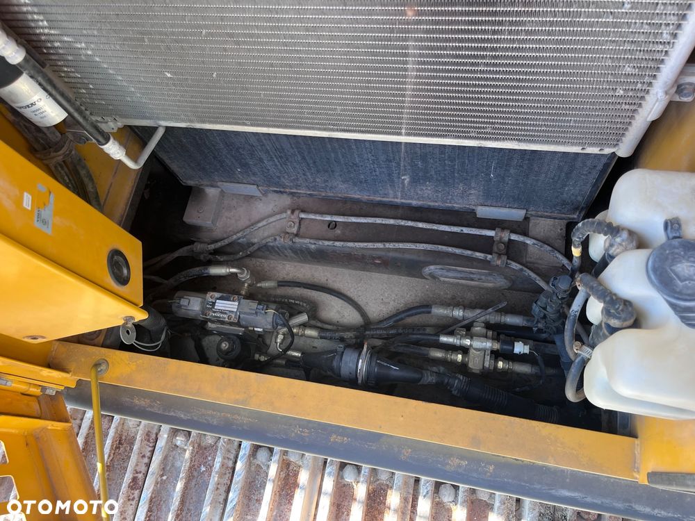 Volvo EC460CL - 32