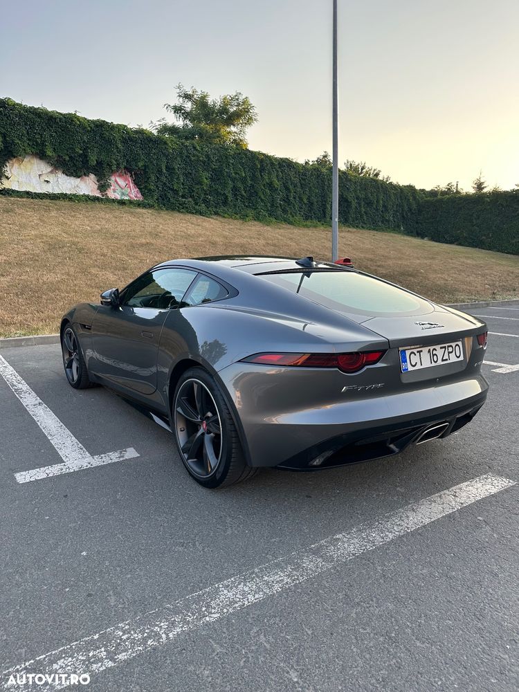 Jaguar F-Type - 28