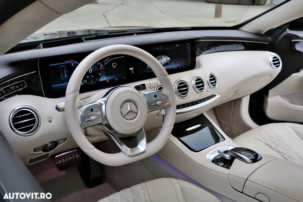 Mercedes-Benz S 560 4MATIC Coupe Aut - 9