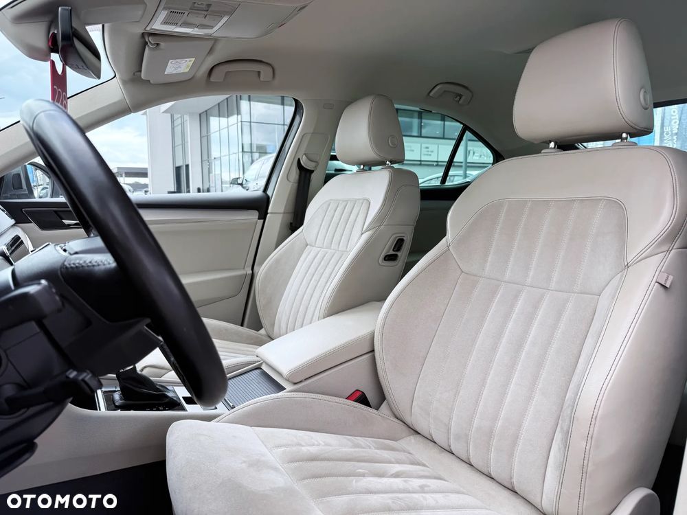 Skoda Superb 2.0 TSI Style DSG - 26