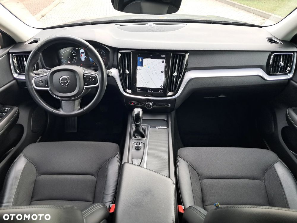 Volvo V60 D3 Drive-E Momentum - 16