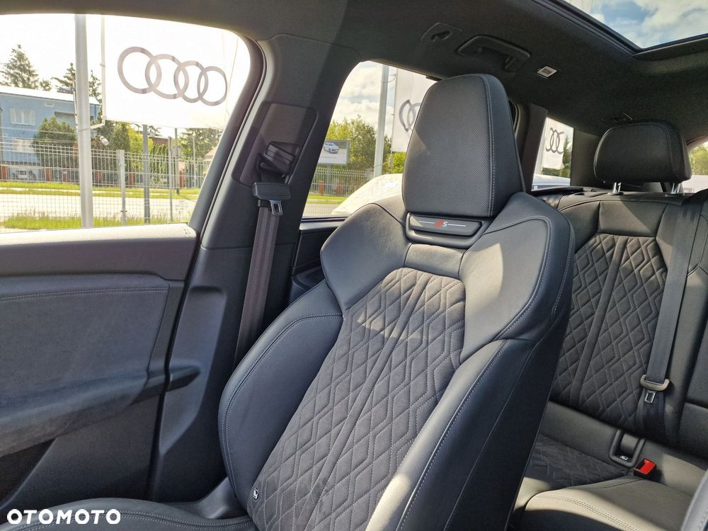 Audi Q6 e-tron - 22