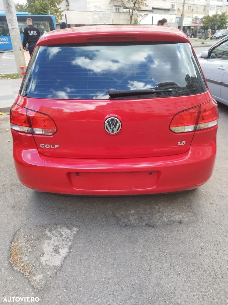 Volkswagen Golf 1.6 Comfortline - 2