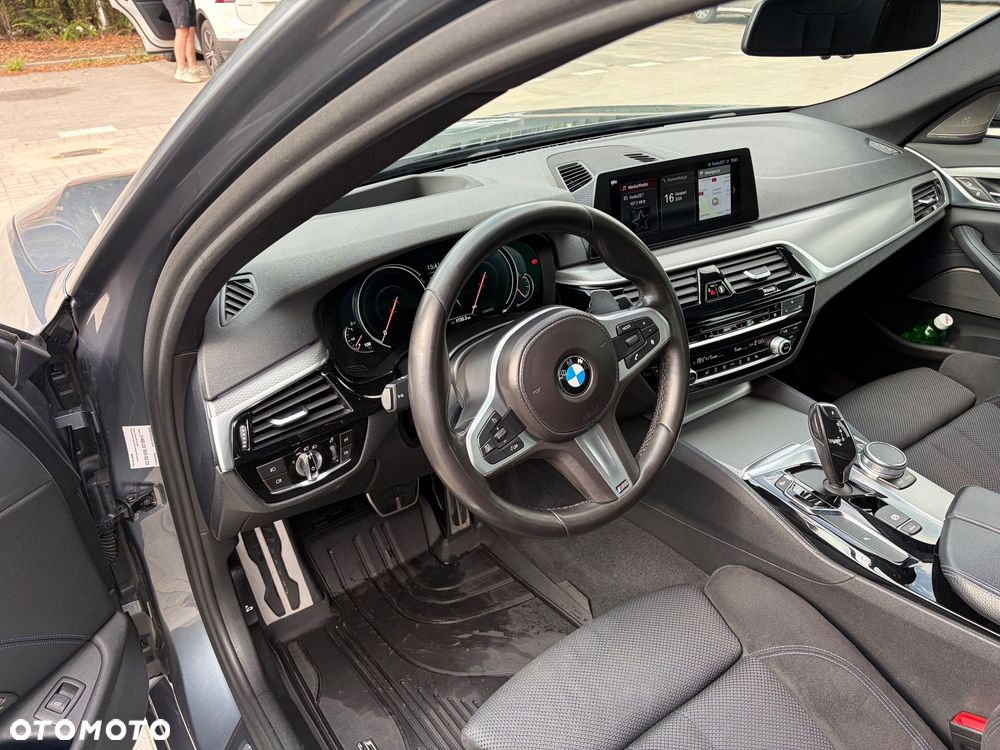 BMW Seria 5 530i xDrive - 5