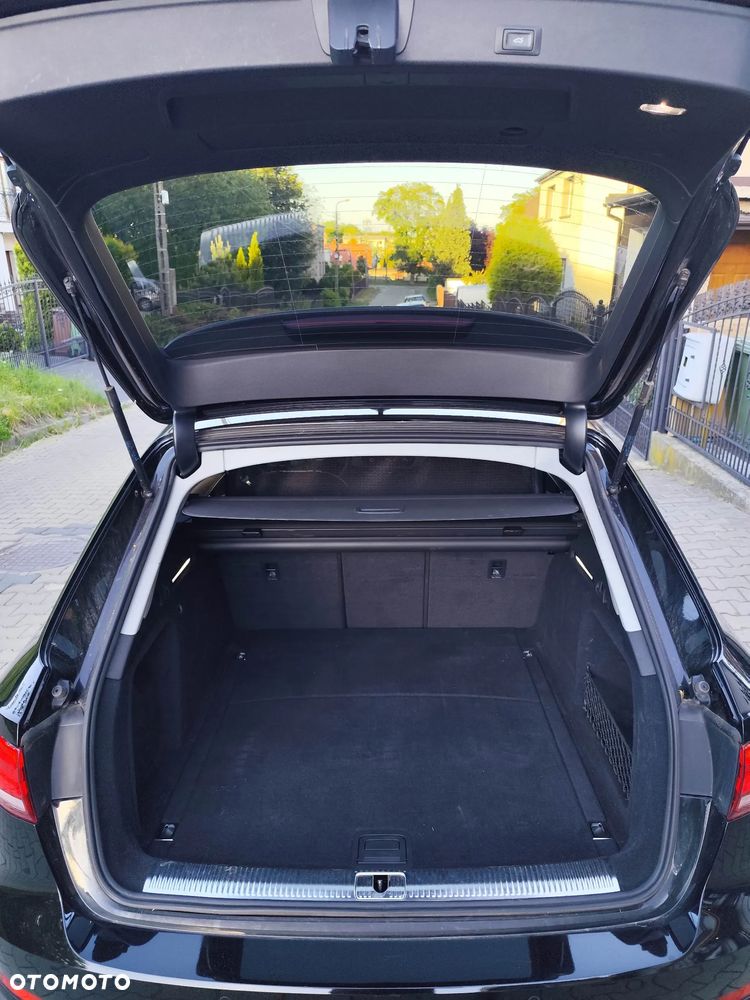 Audi A4 Avant 45 TFSI quattro S tronic - 35