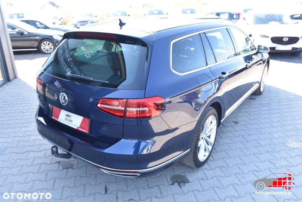 Volkswagen Passat - 10