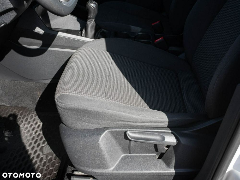 Volkswagen Caddy - 11