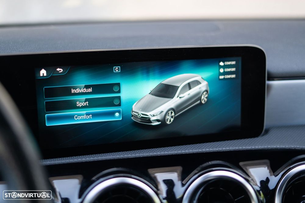 Mercedes-Benz A 160 AMG Line - 29