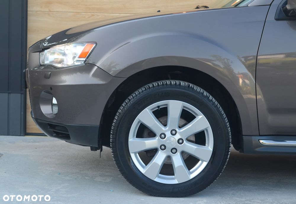 Mitsubishi Outlander 2.2 DID Intense + EU5 TC-SST - 12