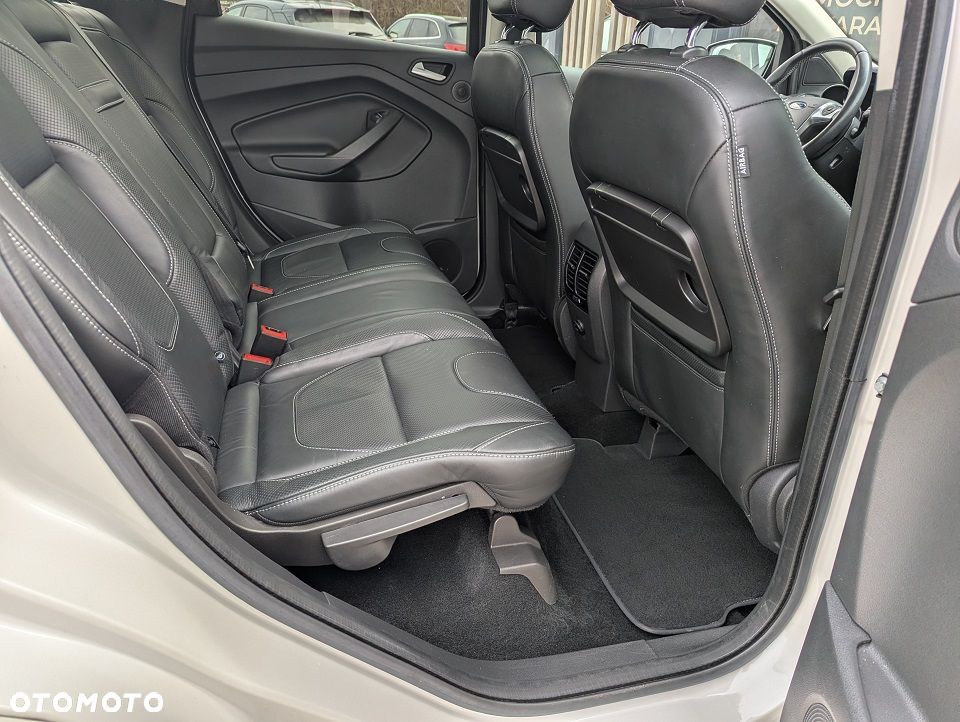 Ford Kuga 2.0 TDCi 4x4 Titanium - 26