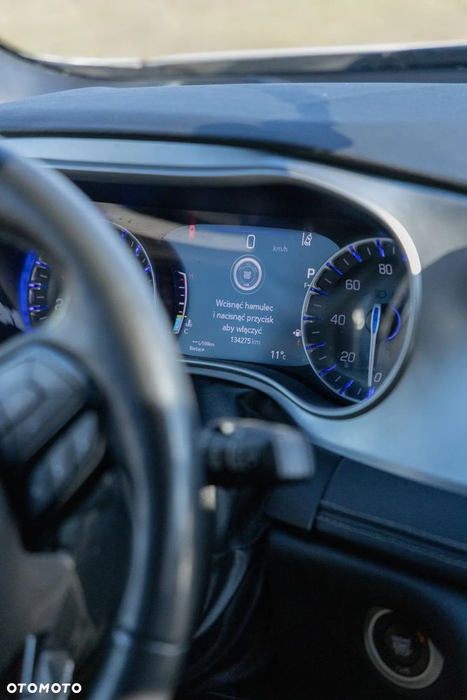 Chrysler Pacifica - 2