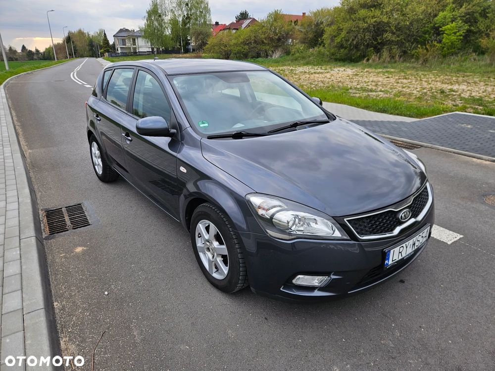 Kia Ceed 1.4 L - 2