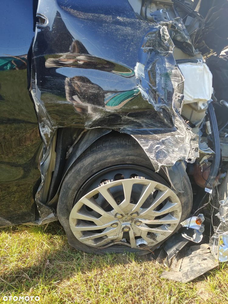 Opel Zafira 2021 photo 4