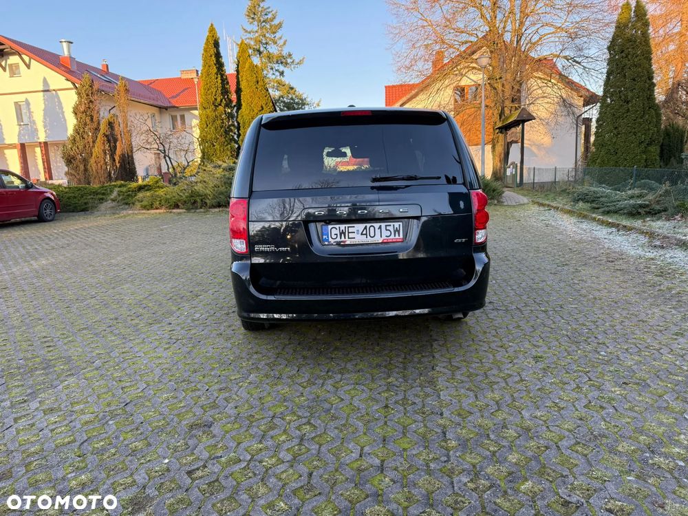 Dodge Grand Caravan 3.6 R/T - 4