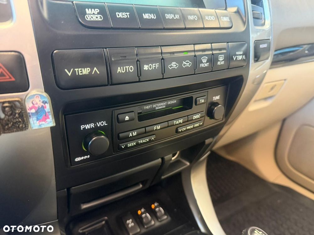 Toyota Land Cruiser - 18