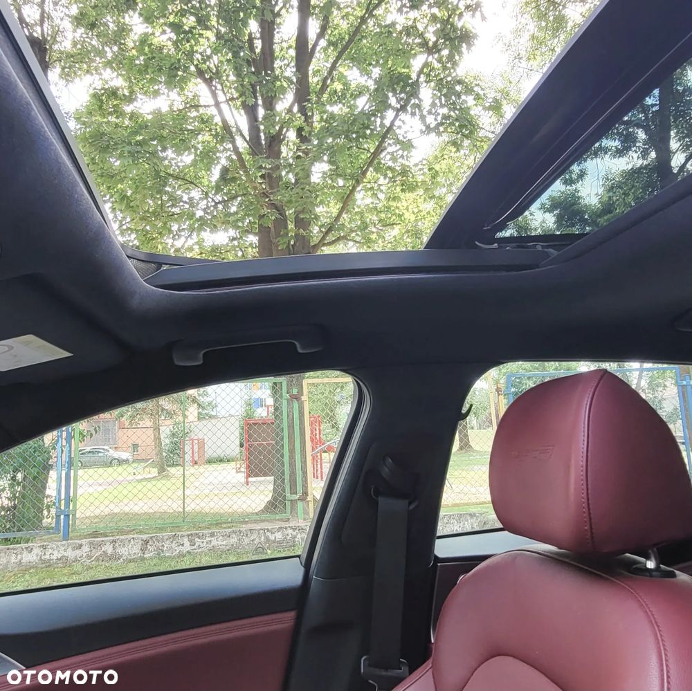 Kia Stinger 2.0 T-GDI GT Line - 9