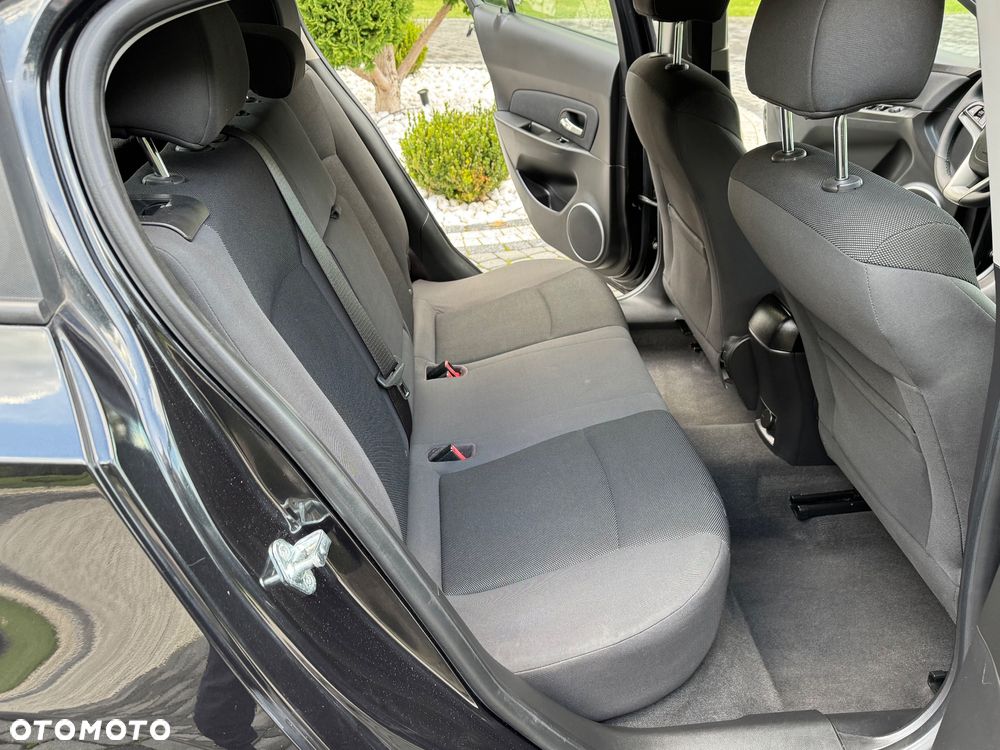 Chevrolet Cruze 1.8 LT - 33