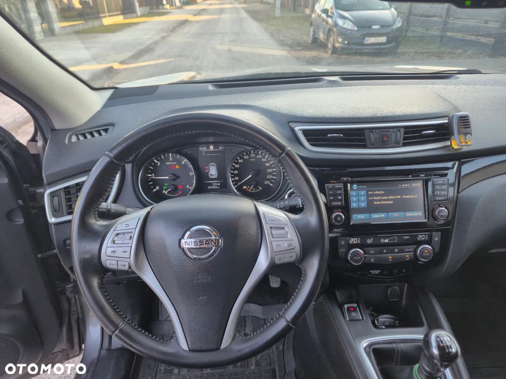 Nissan Qashqai 1.6 dCi DPF Start/Stop 360 - 25