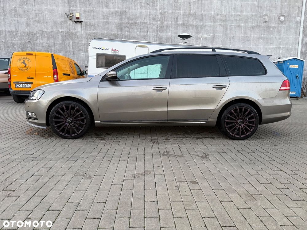 Volkswagen Passat - 7