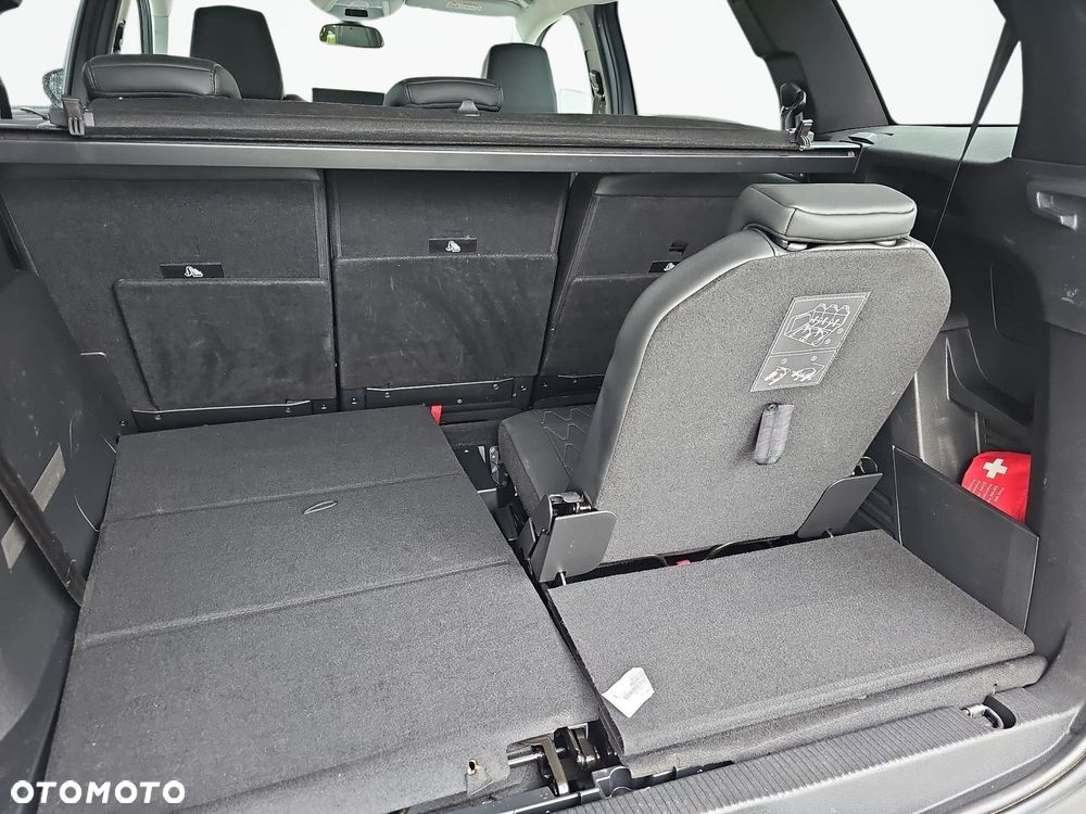 Peugeot 5008 2.0 BlueHDi Allure Pack S&S EAT8 - 25